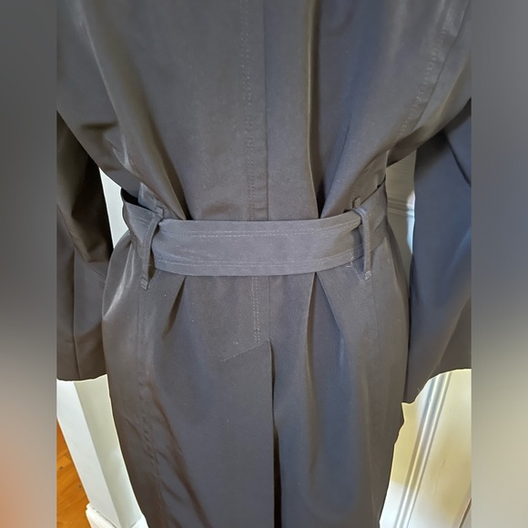 London Fog Black Belted Trench Coat. Women's Size: M. - Picture 9 of 13